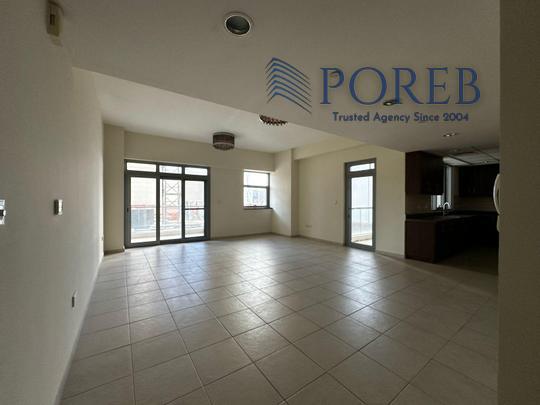 Spacious 1 BR | lower Floor | Large Layout