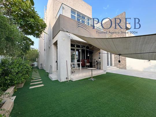 SINGLE ROW | OPEN VIEW | MODERN DESIGN