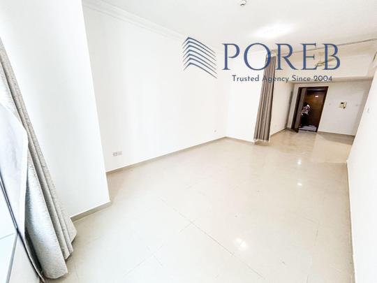 Vacant | Close to Metro | Prime Location