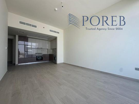 Well Maintained |  Vacant  | With Balcony