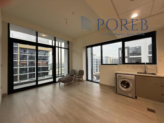 Stunning 1 Bedroom | Corner Unit | Brandnew