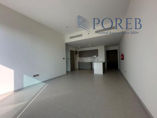 Brand New  |   Middle Floor   |  Handover Soon